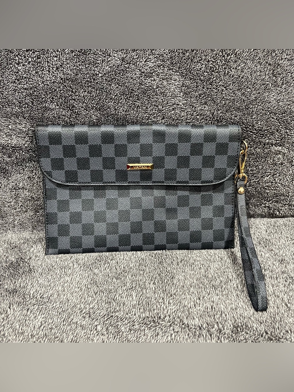 Like new❗️Vatan checkered clutch wallet with wrist strap